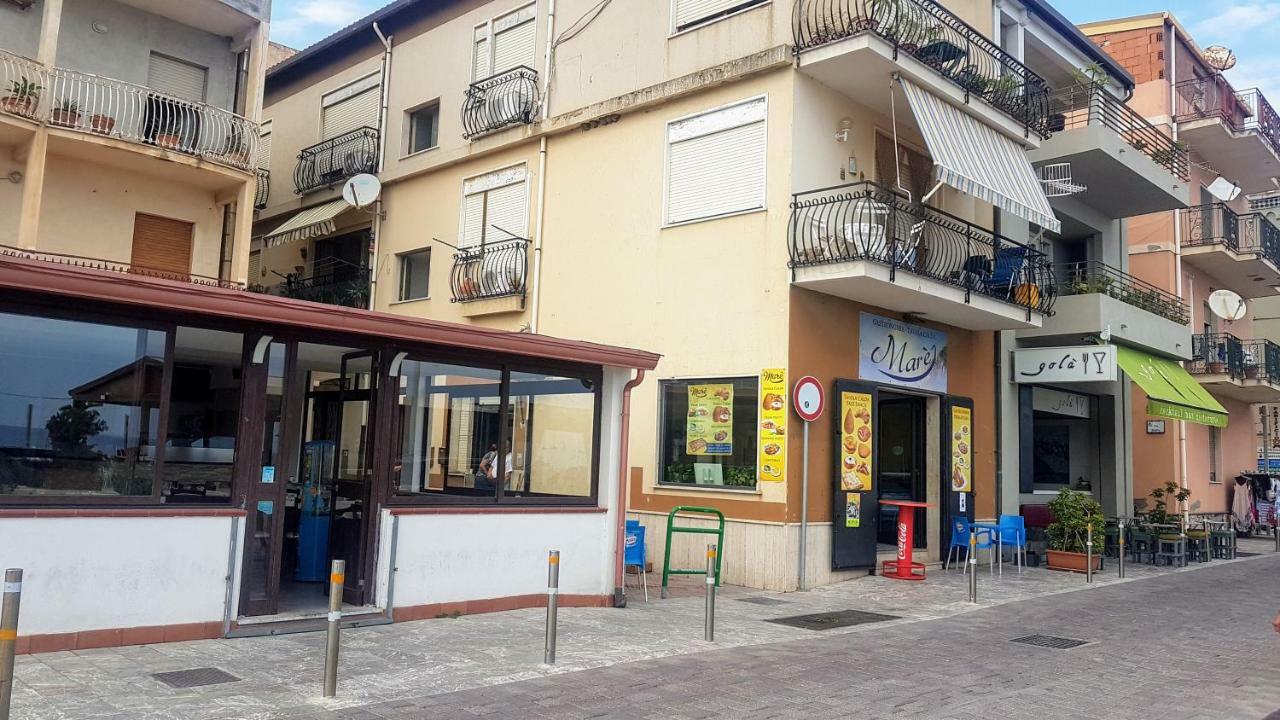 Casa Del Sole Apartman Letojanni Kültér fotó